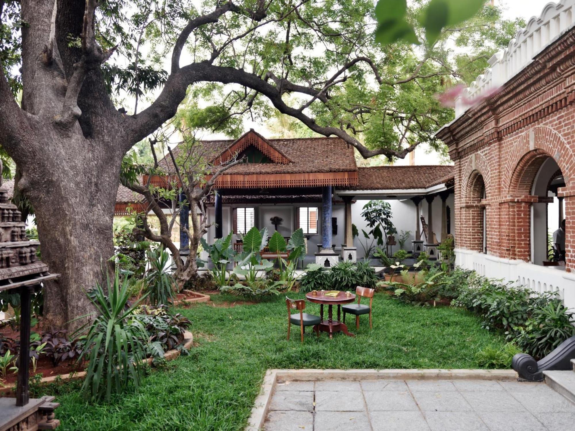 Svatma - A Luxury Heritage Resort Thanjavur Luaran gambar